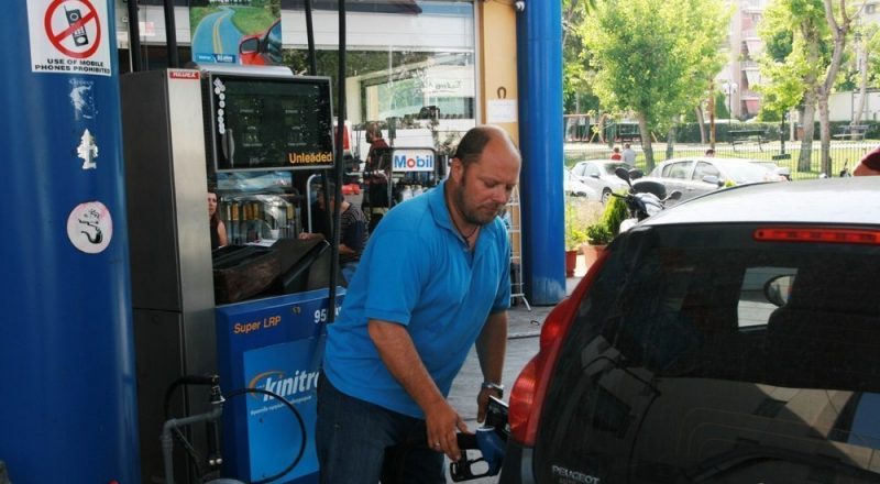 Βενζινοπώλες: Όχι σε νέες αυξήσεις φόρων στα καύσιμα
