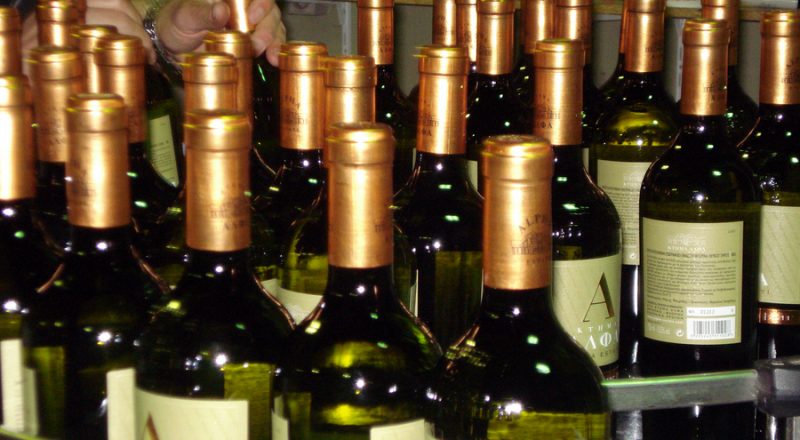 Αποστόλου: Σύντομα παρέμβαση για ειδικό φόρο κατανάλωσης του κρασιού