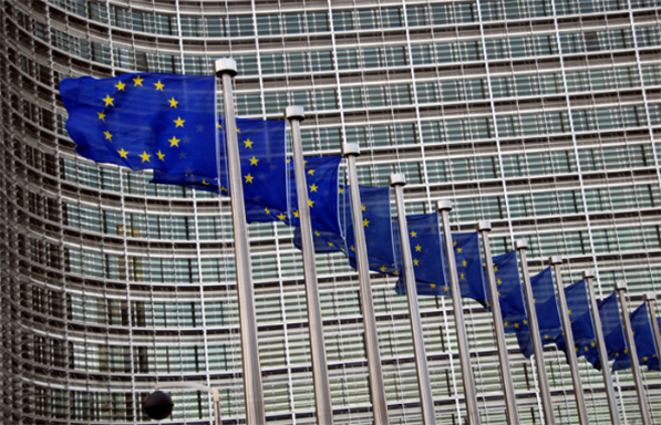 Κομισιόν: Στόχος τεχνική συμφωνία ως το Eurogroup της 7ης Απριλίου