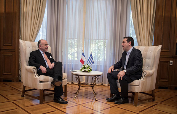 Γάλλος πρωθυπουργός: Αλληλεγγύη και εμπιστοσύνη στην Ελλάδα