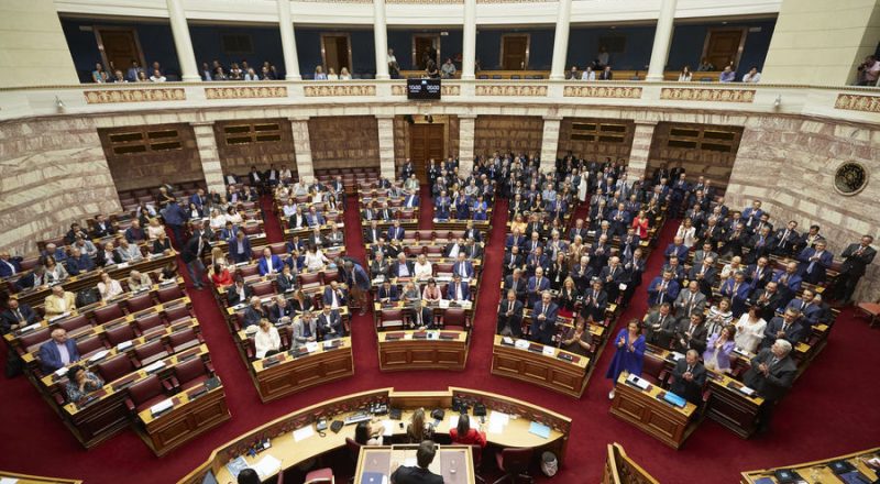 Βουλή: Ψηφίστηκε το φορολογικό νομοσχέδιο