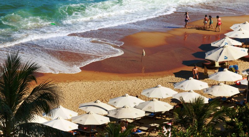Παραλίες: Οι πρώτες «καμπάνες» για παρανομίες, ενώ οι καταγγελίες ξεπερνούν τις 1.900 στο myCoast